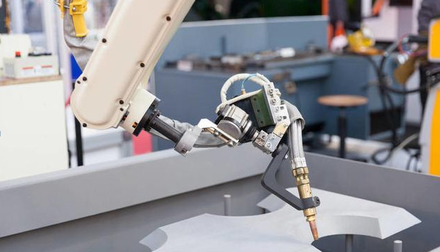 自動插件機和機器視覺對企業自動化的影響