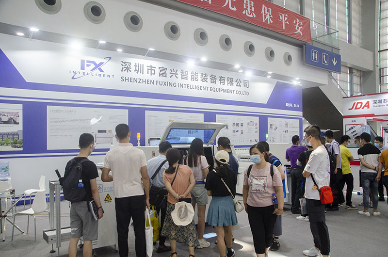 自動立式插件機被越來越多的中小型企業所接受