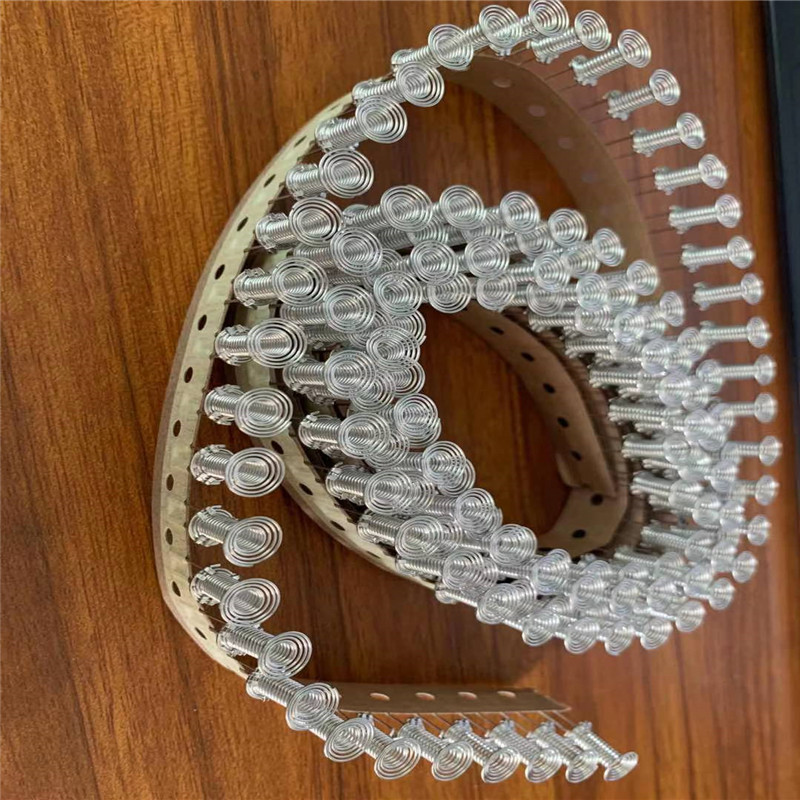 企業為何需求自動彈簧輕觸插件機，看了你便知